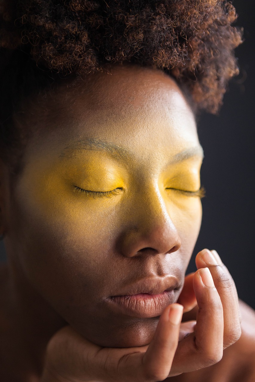 entdecken sie die neuesten styling-trends und tipps für ein perfektes aussehen. inspiration, ratgeber und styling-ideen für jeden anlass – so setzen sie ihren look gekonnt in szene.